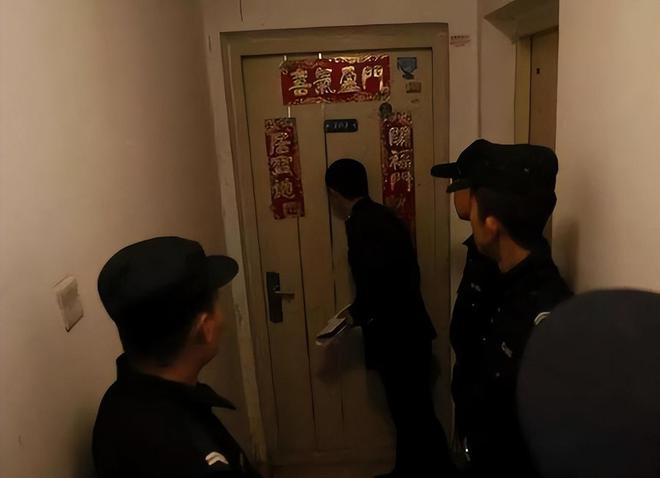 居太吵有什么方法来解决尊龙凯时app楼上邻(图2)