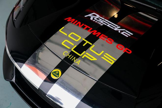 F1冠军级实力打造国家级赛车晋级平台尊龙凯时2025莲花杯单一品牌赛开启(图4)